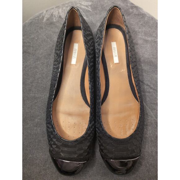 Geox metallic Lola67 leather scale snakeskin black round toe ballet flats - Picture 2 of 7